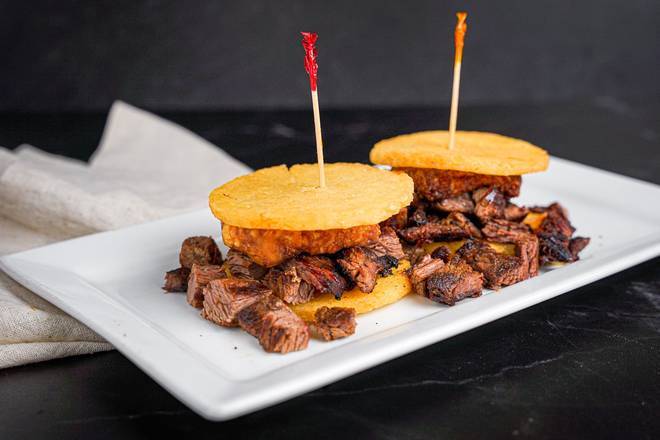 Order Arepa Las Tostaditas food online from Sabor Venezolano Kendall store, Miami on bringmethat.com