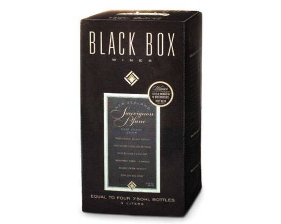 Order Black Box Sauvignon Blanc 3 L food online from Circle K store, Simi Valley on bringmethat.com