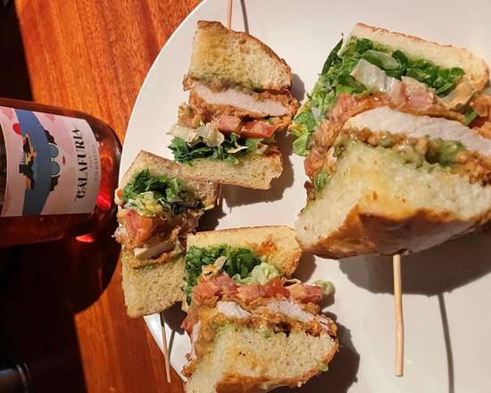 Order Chicken Sandwich food online from Sand Point Grill store, Seattle on bringmethat.com