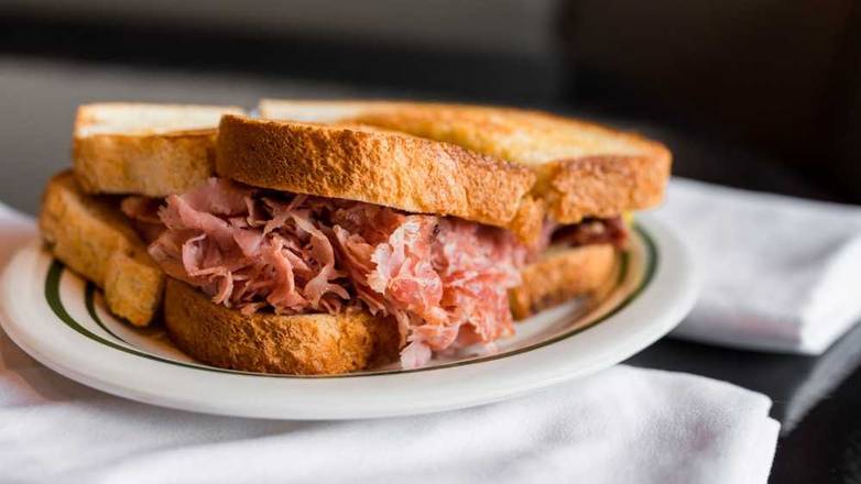 Order Corned Beef Sandwich food online from Maine Street Restaurant store, Hamtramck on bringmethat.com