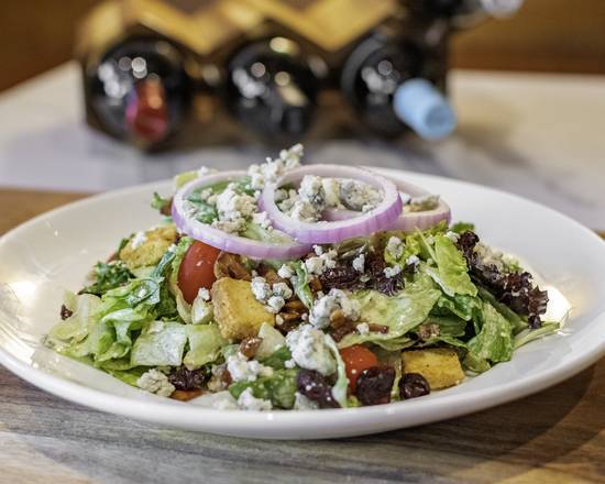 Order Stonewood Salad food online from Stonewood Grill & Tavern store, Heathrow on bringmethat.com
