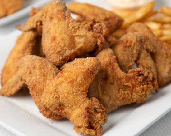 Order 10 Wings Dinner food online from Hook Fish & Chicken store, Homestead on bringmethat.com