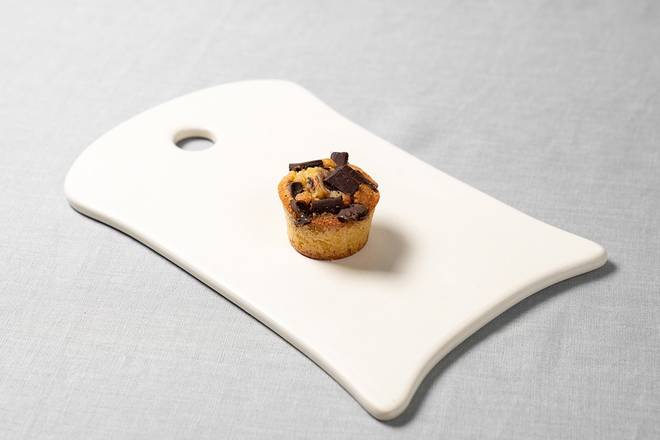 Order Mini Chocolate Almond Banana Muffin food online from Le Pain Quotidien store, New Canaan on bringmethat.com
