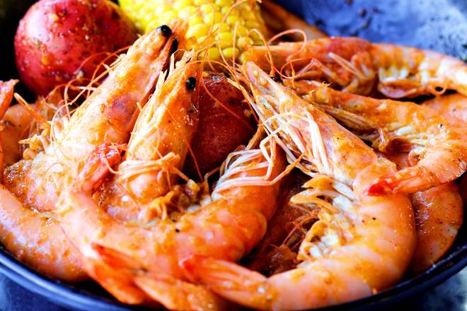 Order M6. Shrimp (Head on) (1LB) food online from Captain King's Seafood City store, Memphis on bringmethat.com