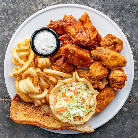 Order Chicken Wing Dinner food online from Buffalos Cafe store, Dacula on bringmethat.com