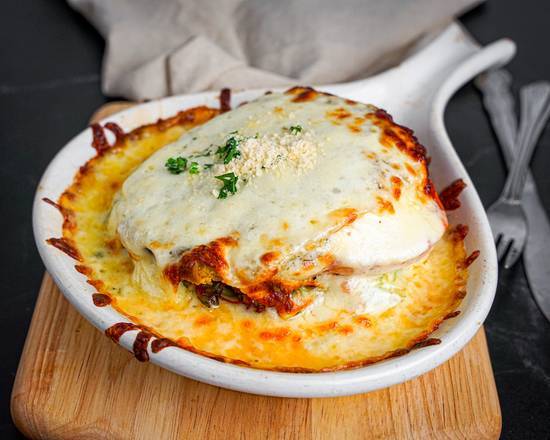 Order Patacón Gratinado food online from Sabor Venezolano Kendall store, Miami on bringmethat.com