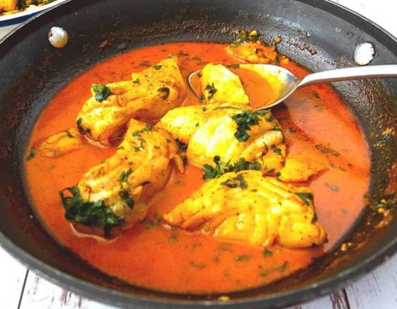 Order So'fish'tication Curry food online from Desi Chops store, Cranford on bringmethat.com