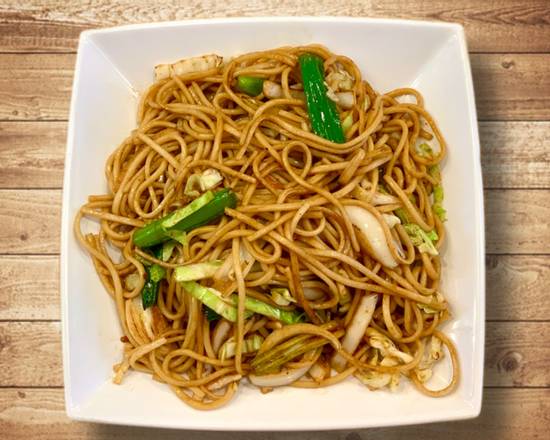 Order Vegetable Lo Mein food online from T&Y Hawaiian Bbq store, Glendale on bringmethat.com