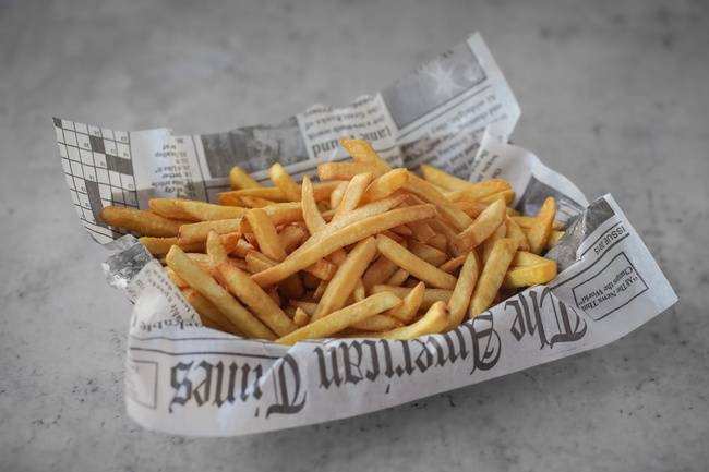 Order French Fries food online from Pummarola store, Coral Gables on bringmethat.com