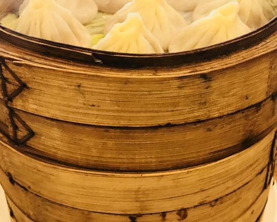 Order Xiao Long Bao (8 pcs) food online from Auntie Lee store, CHAMPAIGN on bringmethat.com