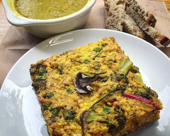 Order Roasted Vegetable Quiche food online from Breads On Oak store, New Orleans on bringmethat.com
