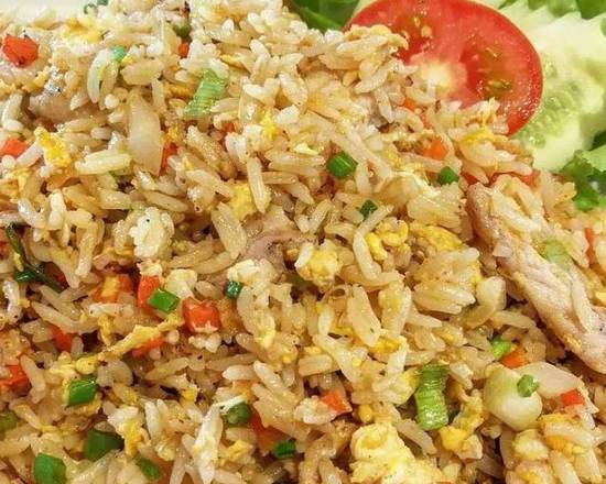 Order Pineapple Fried Rice food online from Thai 1 Kitchen store, Costa Mesa on bringmethat.com