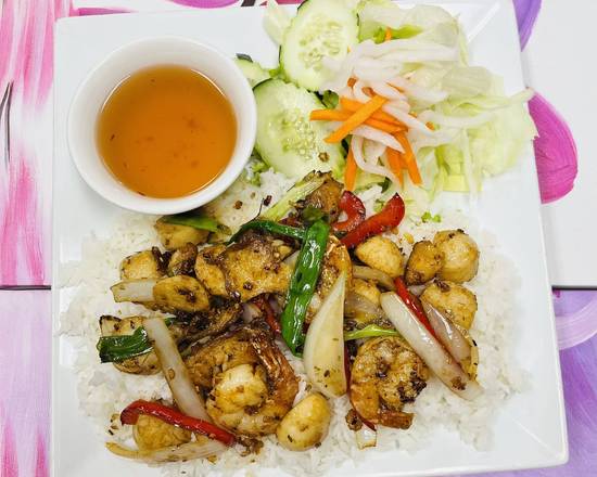 Order C12. Lemongrass Seafood food online from Pho Binh Minh store, Maple Valley on bringmethat.com