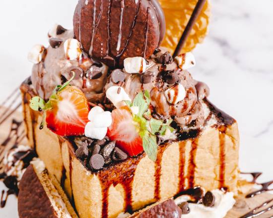 Order Chocopie Lover Honey Butter Toast food online from Icream Yogurt & Crepes store, Falls Church on bringmethat.com