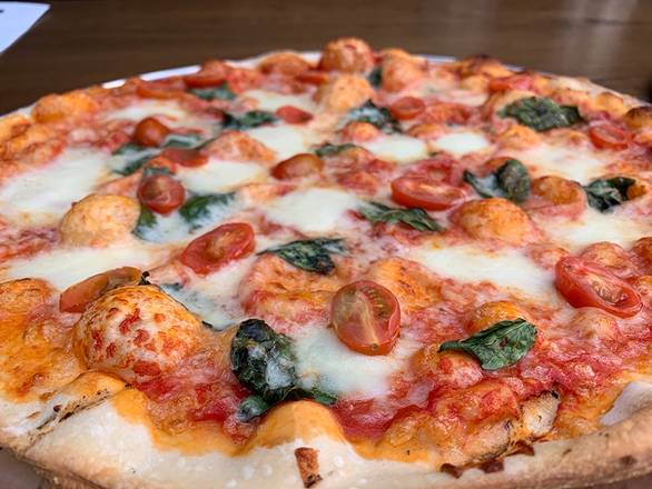 Order Margherita food online from Pizza Man store, Milwaukee on bringmethat.com