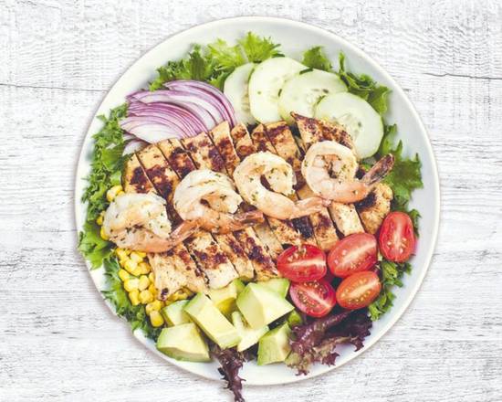 Order Ensalada De Pollo Y Camarones Al Ajillo food online from Noches De Colombia store, Fairview on bringmethat.com