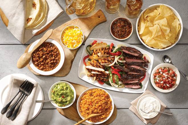 Order Family Fajita Meal for 4 food online from Hacienda Colorado store, Denver on bringmethat.com
