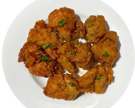 Order Garlic Chicken food online from Pearl's Korean BBQ store, Kapolei on bringmethat.com