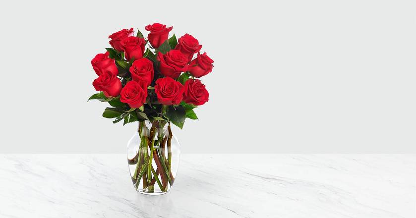 Order 1 DozenRoses in a Keepsake Vase food online from Lb Cake Stop store, Baldwin Park on bringmethat.com