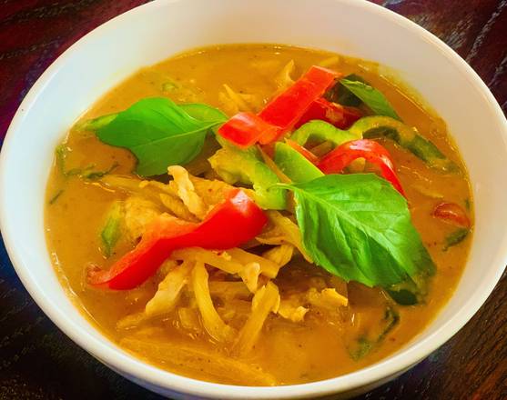 Order Gang Dang Curry food online from Bangkok Thai Restaurant store, Spokane on bringmethat.com