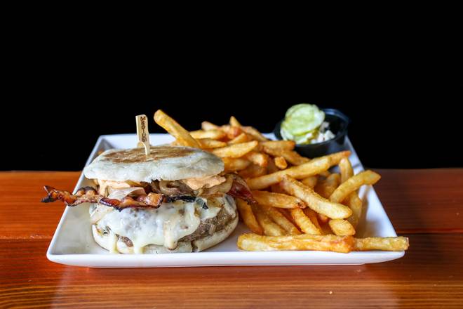 Order Bacon Swiss Burger food online from Tommy Tavern + Tap store, Parsippany on bringmethat.com