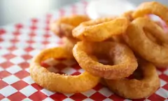 Babe's Sports Bar & Grill (20685 Holyoke Ave)