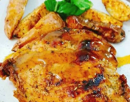 Order Grilled Pork loin in honey lemon sauce - Lomo - with 3 sides  + 1 Coca Cola Gratis food online from Medellin Restaurant store, Coconut Creek on bringmethat.com
