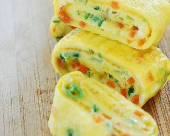 Order Korean Egg Roll-Single Serving food online from Gangnam Korean Restaurant store, Jacksonville on bringmethat.com