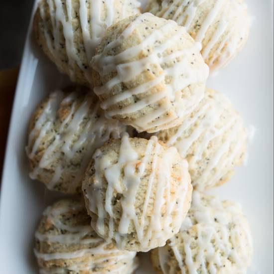 Order Lemon Glazed Poppyseed Cookie food online from Hello Robin store, Seattle on bringmethat.com