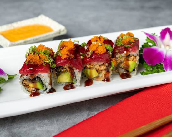 Order Lucky Dragon Roll food online from Sushi Bear Sushi & Grill store, Jacksonville on bringmethat.com