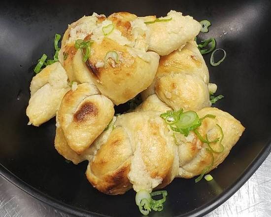 Order Garlic Knots food online from Recess Pizza store, Winter Park on bringmethat.com
