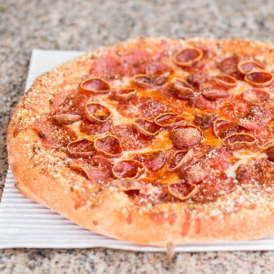 Order Pepperoni Magnifico Pizza food online from Marcos Pizza store, Aurora on bringmethat.com