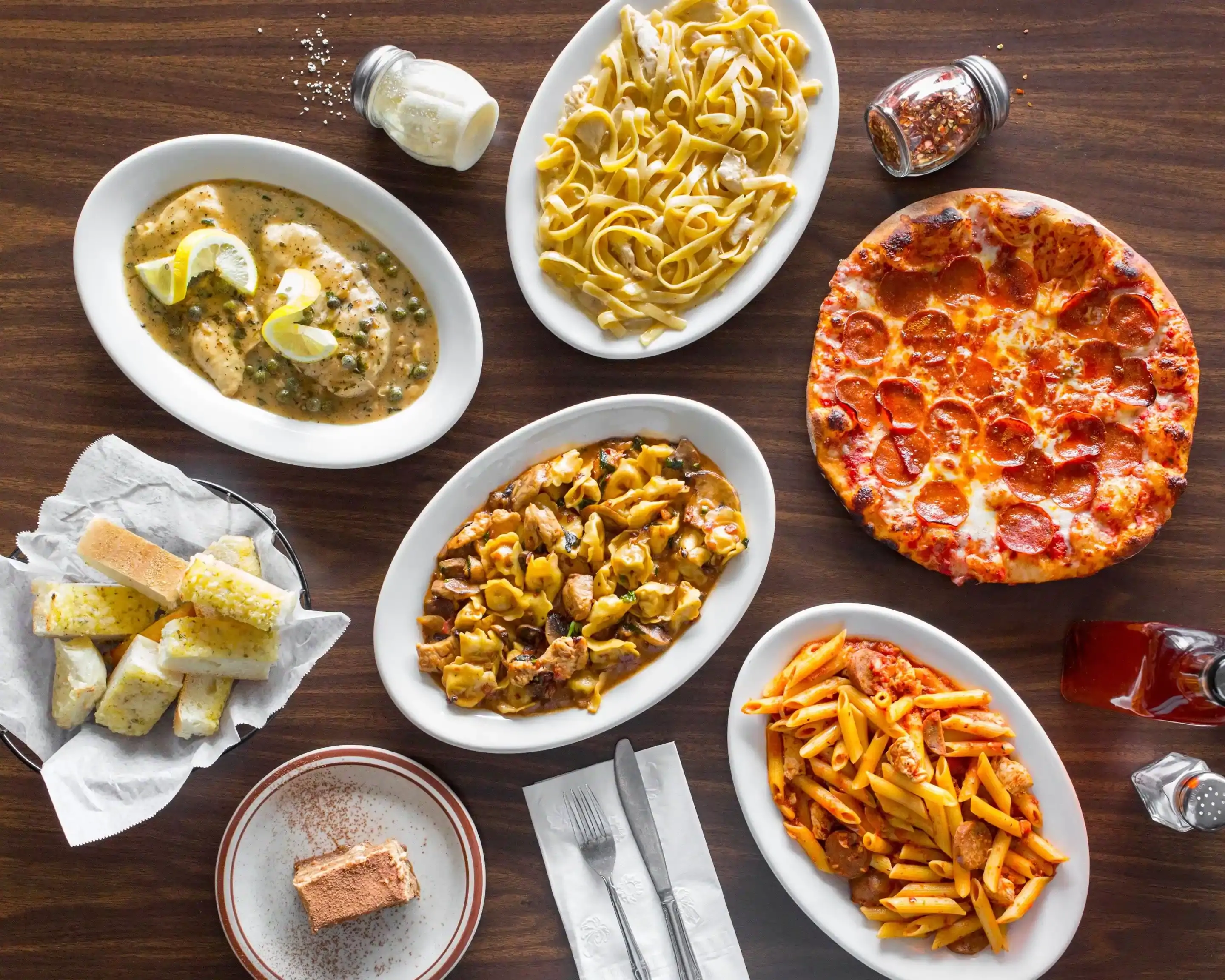 Order RoccoVino's Italian Restaurant (Harwood Heights) Menu Delivery