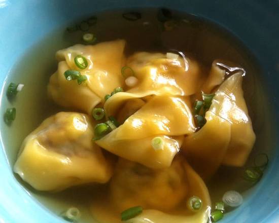 Order Wonton Soup food online from Royal Sushi Buffet store, Port Richey on bringmethat.com