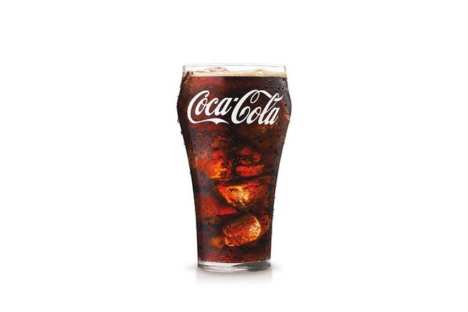 Order Soft Drink food online from Carl Jr. store, Vacaville on bringmethat.com