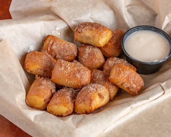 Order Cinnamon Pretzel food online from Wild Corgi Pub store, Denver on bringmethat.com