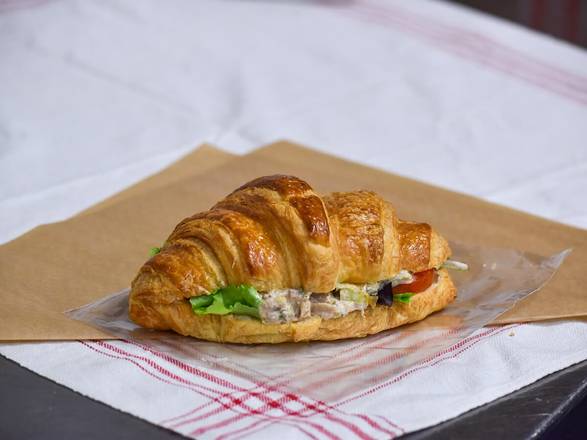 Order Chicken Salad Croissant food online from La Madeleine Country French Cafe store, Harahan on bringmethat.com