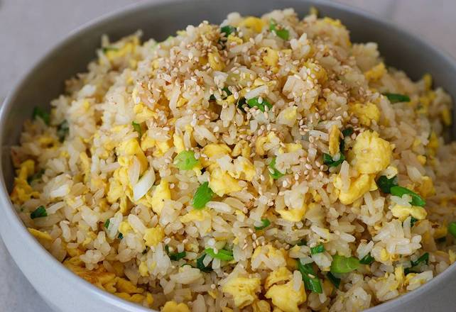 Order Vege Egg Fried Rice food online from Hadi Restaurant store, New York on bringmethat.com