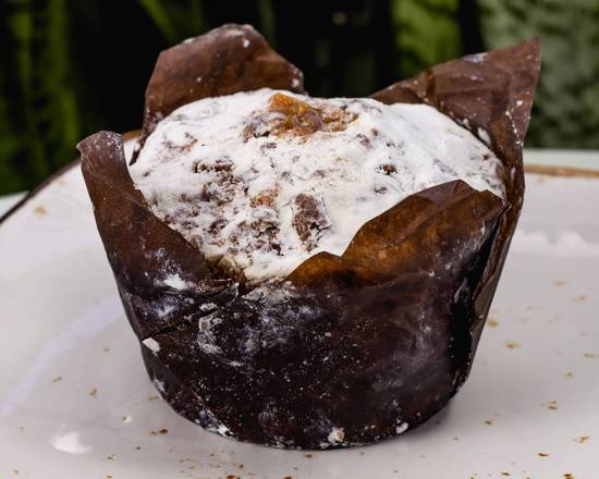 Order Cinnamon Pecan Muffin food online from Crema Gourmet Espresso Bar store, Miami on bringmethat.com