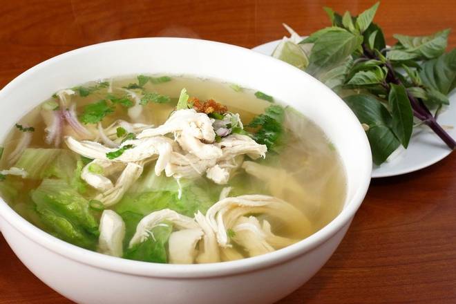 Order Chicken Noodle Soup food online from Sunflower Garden Restaurant store, San Francisco on bringmethat.com