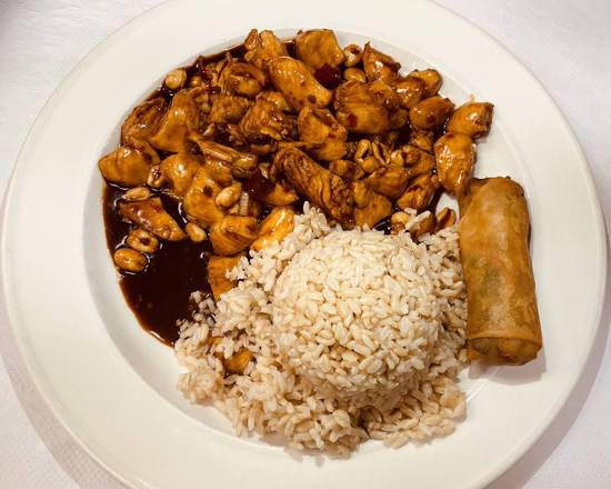 Order (L/C) Kung Pao Chicken (Spicy) food online from Qin Dynasty store, Houston on bringmethat.com