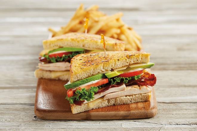 Order California Chicken Club Sandwich food online from Bj Restaurant & Brewhouse store, Westminster on bringmethat.com