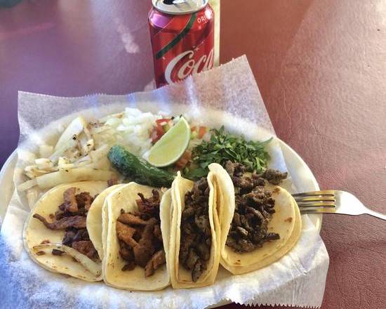 Order Al Pastor Mini Tacos Plate food online from Tacos Ricos store, San Antonio on bringmethat.com