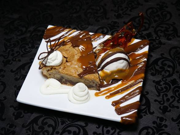 Order Cookie Nookie Pie food online from Better Than Sex- A Dessert Restaurant Greenville store, Greenville on bringmethat.com