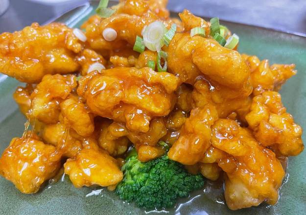 Order E.10 Orange Chicken food online from E & T Thai Food store, Lone Tree on bringmethat.com