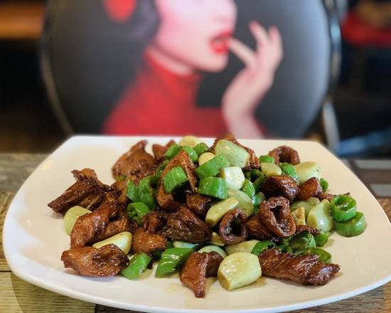 Order 老妈肥肠  Pork intestines with homemade pickled garlic  food online from Go Chi store, Malden on bringmethat.com