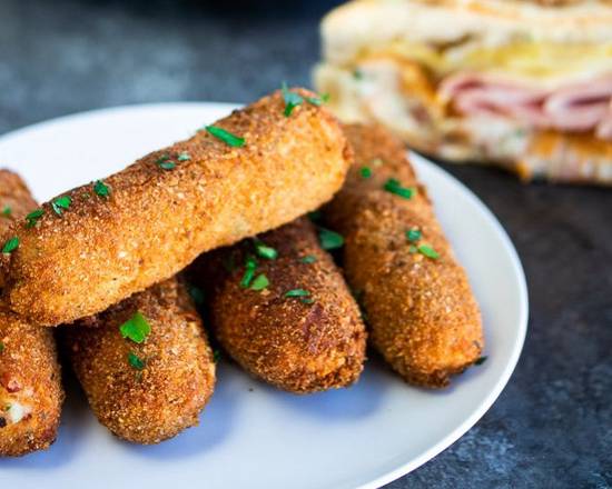 Order Pan Con Croquetas food online from Miami Bakery Cafe store, Miami on bringmethat.com