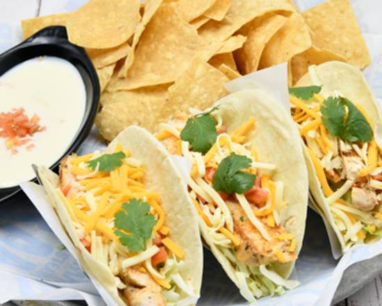 Order Blackened Chicken Tacos food online from Joe's Crab Shack store, Corpus Christi on bringmethat.com