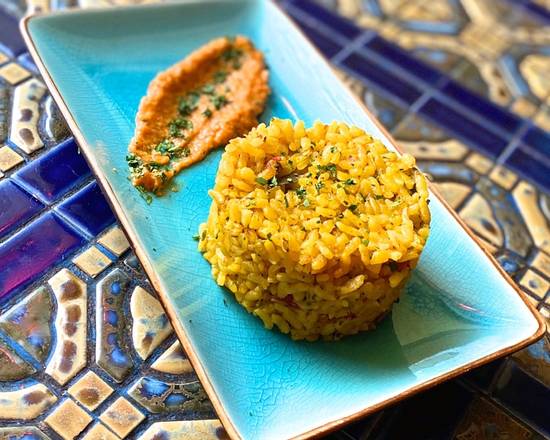 Order Arroz Español   food online from Dali Restaurant & Tapas Bar store, Somerville on bringmethat.com