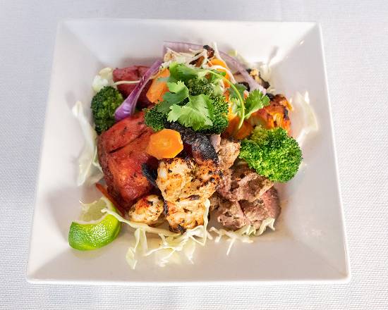 Order Grande Tandoori Platter food online from Mint Indian Restaurant & Lounge store, Denver on bringmethat.com